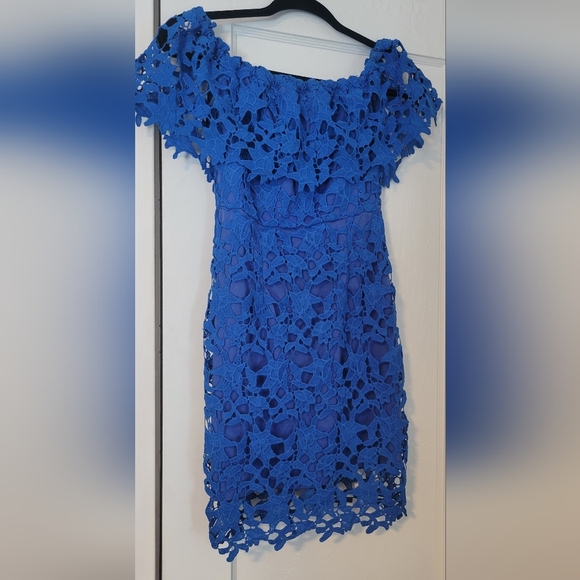 NWOT lulus dress - Picture 2 of 4